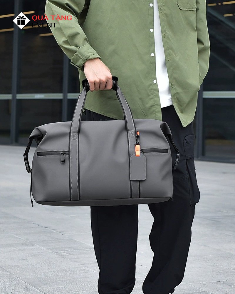 Túi du lịch quà tặng doanh nghiệp, in logo theo yêu cầu - Mã TDL030 May túi du lịch laptop - TDL030