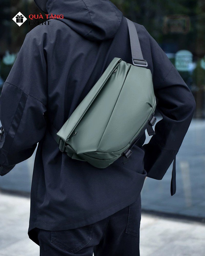 Túi đeo chéo quà tặng doanh nghiệp, in logo theo yêu cầu - Mã TDC102 Quà tặng túi đeo chéo doanh nghiệp - TDC102