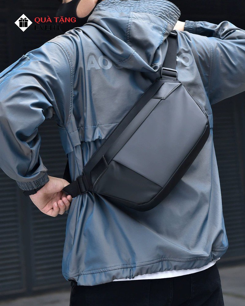 Túi đeo chéo quà tặng doanh nghiệp, in logo theo yêu cầu - Mã TDC106 Xưởng may túi bao tử đeo chéo giá rẻ tại TPHCM - TDC106