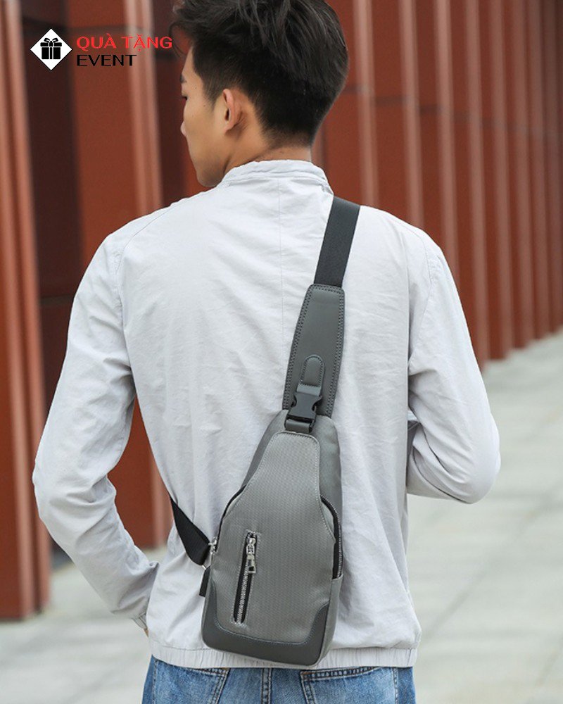 Xưởng sản xuất túi đeo chéo giá rẻ - TDC093 Xưởng sản xuất túi đeo chéo giá rẻ - TDC093