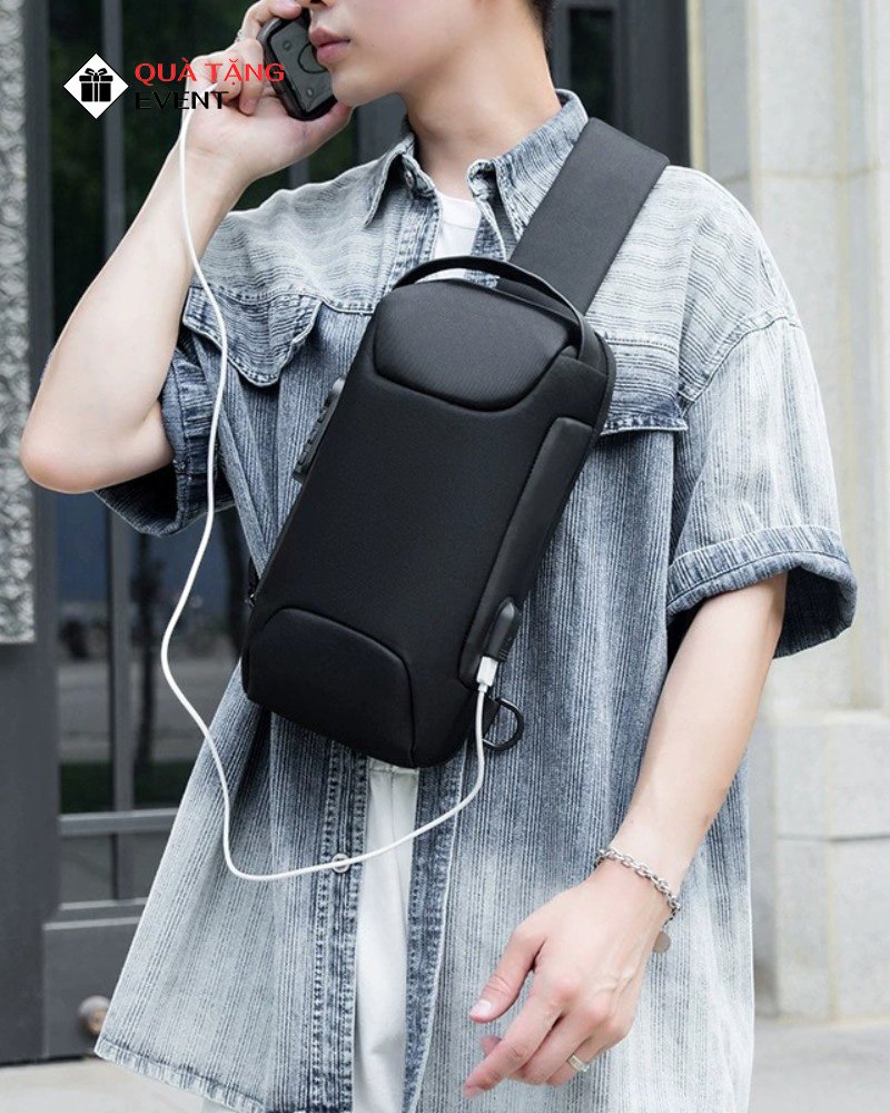 Túi đeo chéo quà tặng doanh nghiệp, in logo theo yêu cầu - Mã TDC114 Công ty may túi đeo chéo Sài Gòn - TDC114