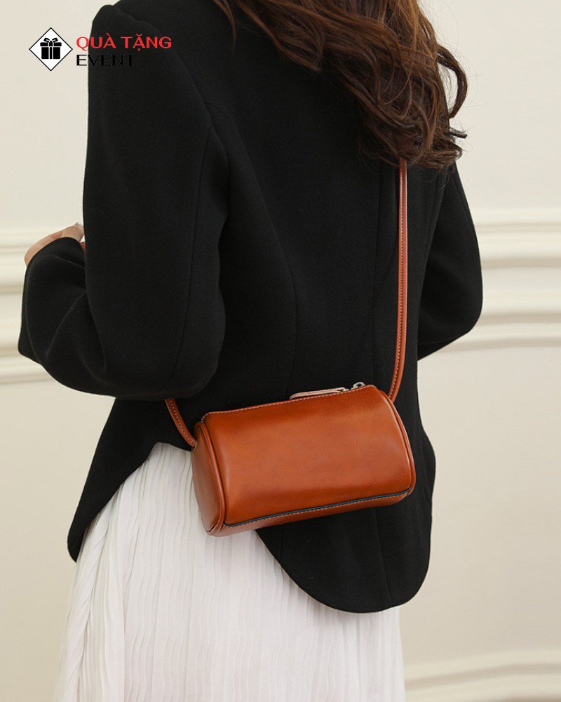 Túi xách nữ đeo chéo quà tặng doanh nghiệp, in logo theo yêu cầu - Mã TXNDC055 Công ty may túi xách nữ ở Củ Chi - TXNDC055