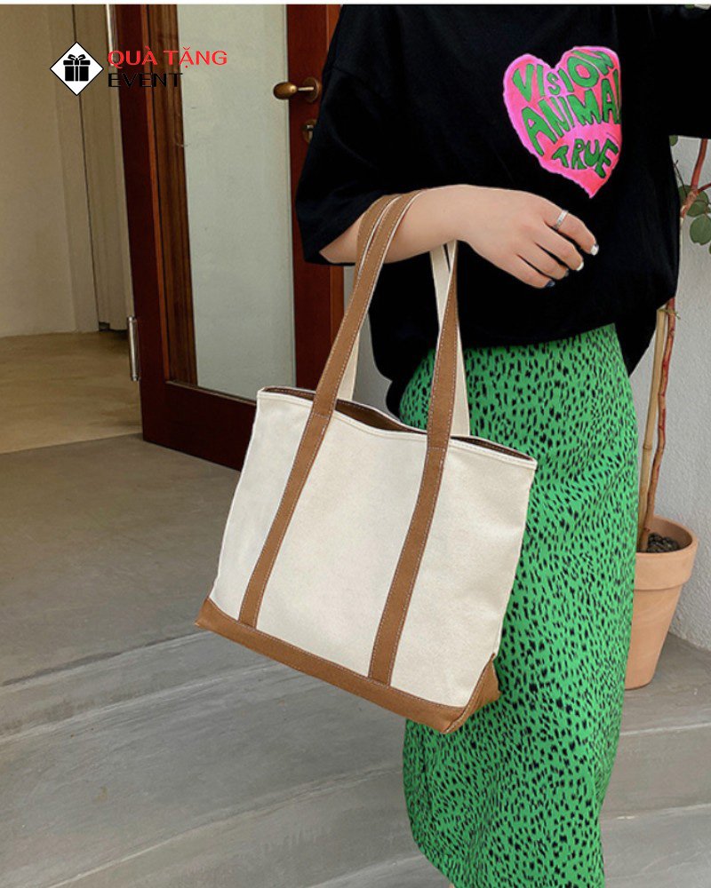 Túi canvas quà tặng doanh nghiệp, in logo theo yêu cầu - Mã TCV011 Công ty sản xuất túi Canvas thời trang - TCV011