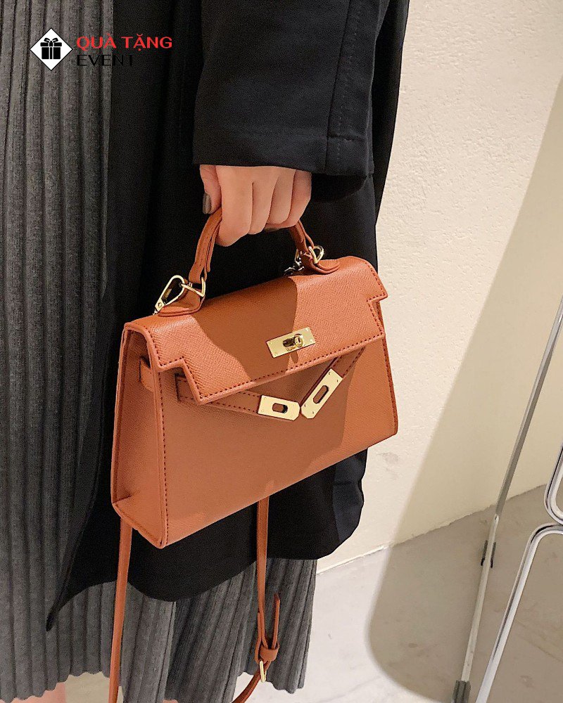 Túi xách nữ đeo chéo quà tặng doanh nghiệp, in logo theo yêu cầu - Mã TXNDC008 Gia công túi xách nữ theo yêu cầu - TXNDC008