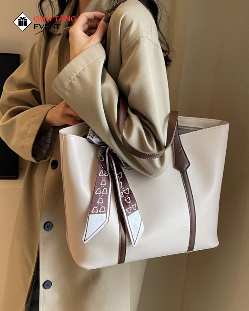 Túi xách nữ công sở quà tặng doanh nghiệp, in logo theo yêu cầu - Mã TXNCS012 May túi xách nữ gia công - TXNCS012