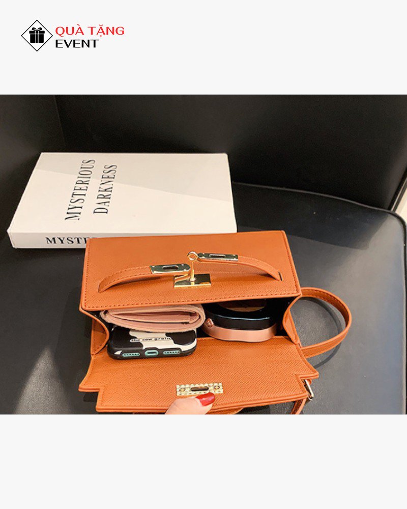 Túi xách nữ đeo chéo quà tặng doanh nghiệp, in logo theo yêu cầu - Mã TXNDC008 May túi xách nữ quà tặng doanh nghiệp - TXNDC008