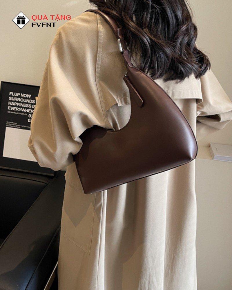 Túi xách nữ đeo vai quà tặng doanh nghiệp, in logo theo yêu cầu - Mã TXNDV002 May túi xách nữ số lượng ít - TXNDV002