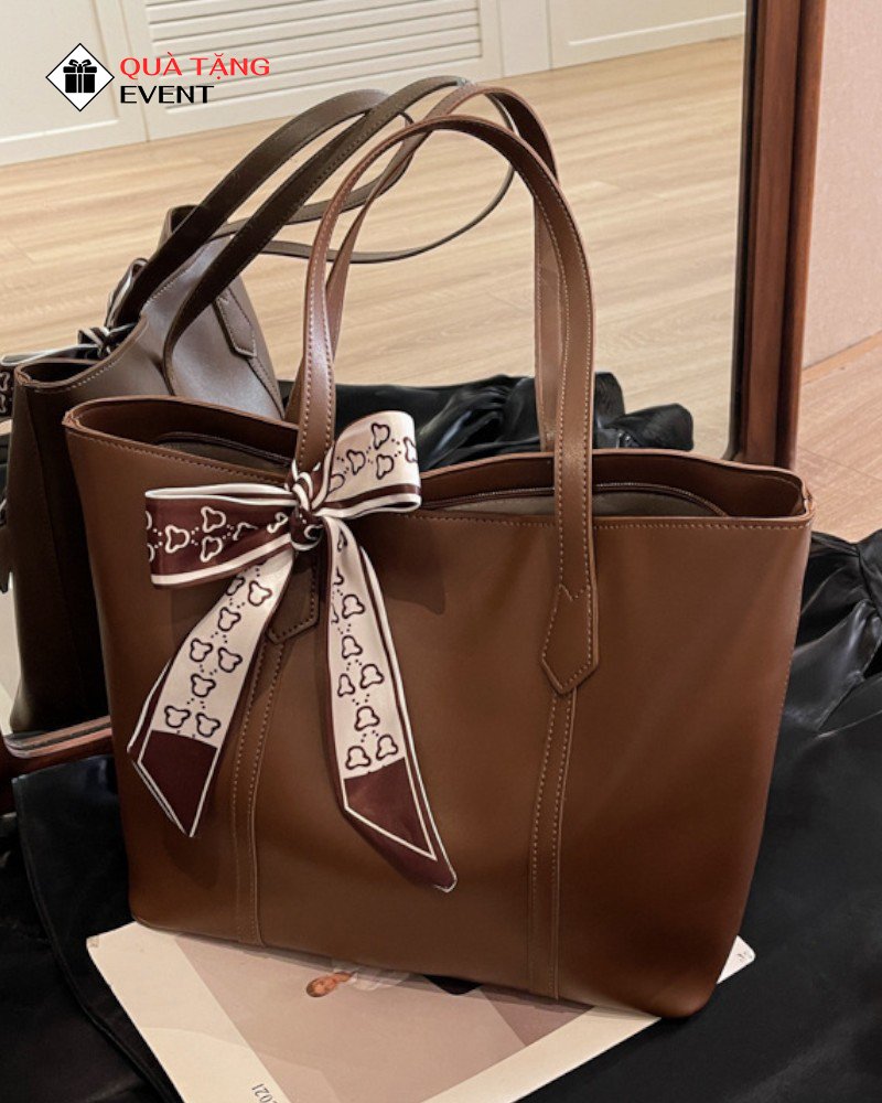 Túi xách nữ công sở quà tặng doanh nghiệp, in logo theo yêu cầu - Mã TXNCS012 May túi xách nữ theo yêu cầu - TXNCS012