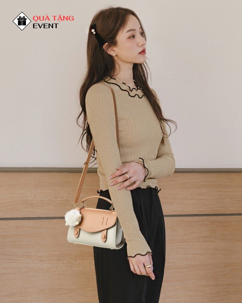 Túi xách nữ đeo chéo quà tặng doanh nghiệp, in logo theo yêu cầu - Mã TXNDC003 Túi xách nữ in logo theo yêu cầu - TXNDC003