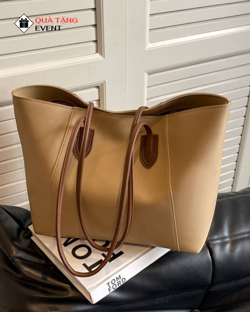 Túi xách nữ công sở quà tặng doanh nghiệp, in logo theo yêu cầu - Mã TXNCS010 Xưởng gia công túi xách nữ theo yêu cầu - TXNCS010