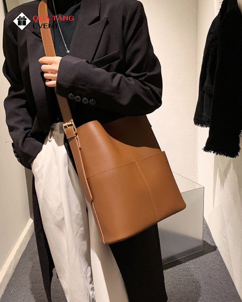 Túi xách nữ đeo vai quà tặng doanh nghiệp, in logo theo yêu cầu - Mã TXNDV012 Xưởng may gia công túi xách nữ - TXNDV012