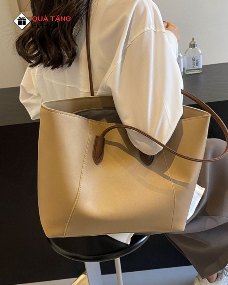 Túi xách nữ công sở quà tặng doanh nghiệp, in logo theo yêu cầu - Mã TXNCS010 Xưởng may túi xách nữ chuyên nghiệp - TXNCS010