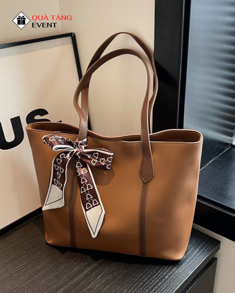Túi xách nữ công sở quà tặng doanh nghiệp, in logo theo yêu cầu - Mã TXNCS012 Xưởng may túi xách nữ ở Hà Nội - TXNCS012