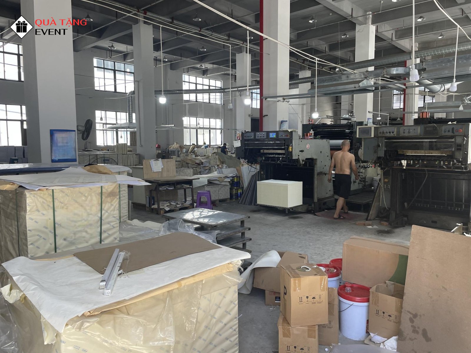 xưởng sản xuất quà tặng