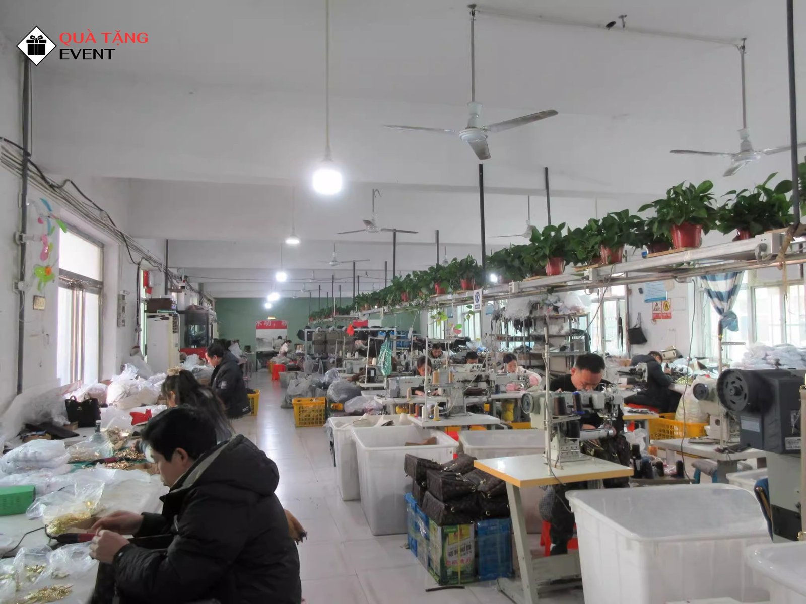 Xưởng sản xuất quà tặng giá gốc, giao hàng toàn quốc