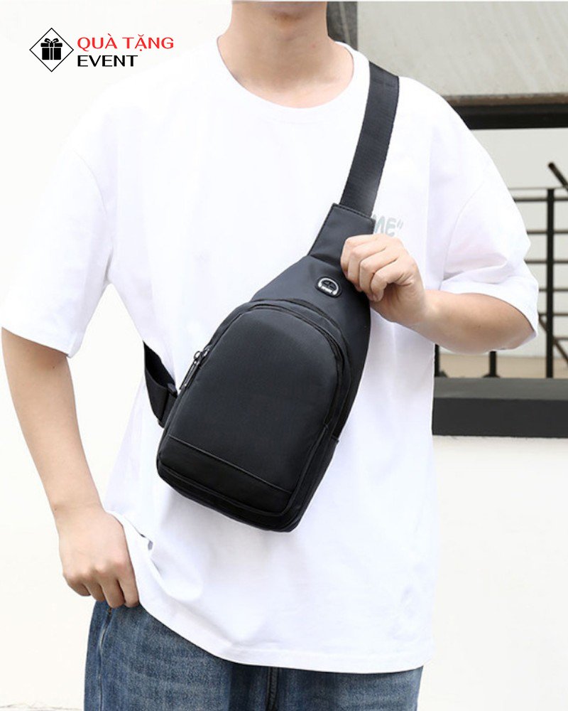 Túi đeo chéo quà tặng doanh nghiệp, in logo theo yêu cầu - Mã TDC124 Công ty sản xuất túi đeo chéo quà tặng - TDC124